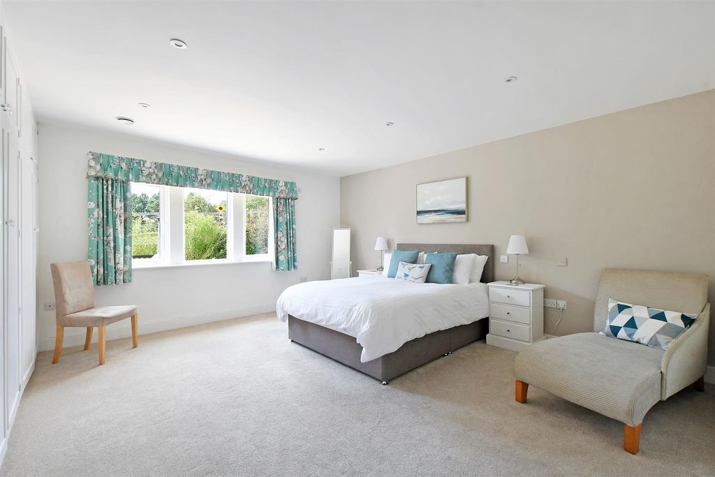 Additional image 70 of 6 bed detached house for saleCastleton Road, Hathersage, Hope Valley S32