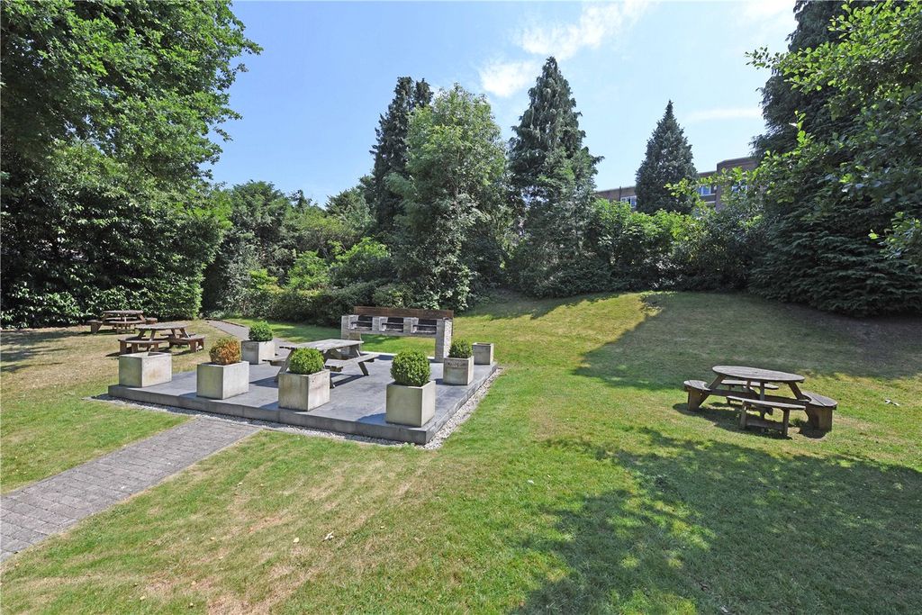 Property photo 3 of 14 Picture No. 15