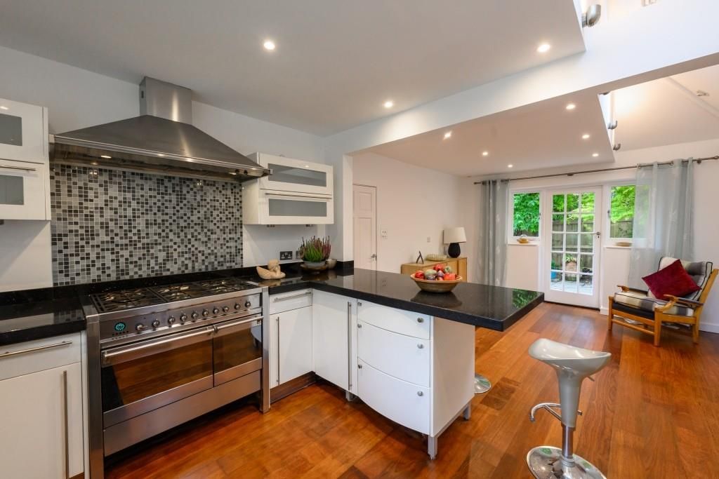 Property photo 3 of 22 Ridgeways-089.Jpg