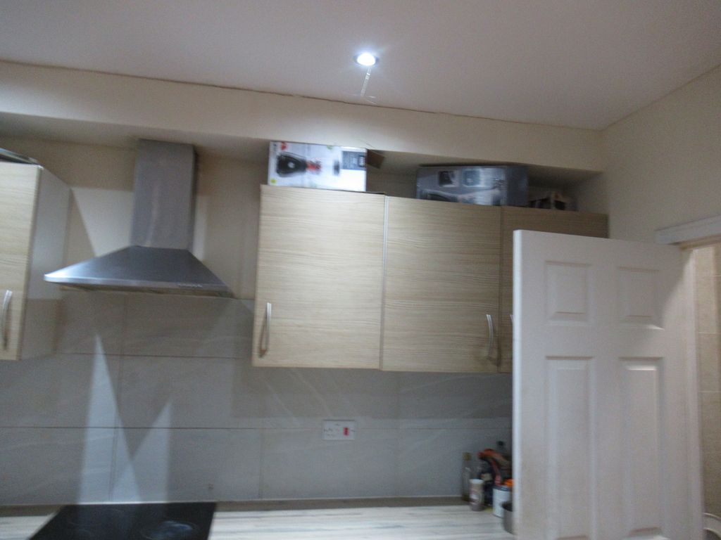 Additional image 16 of 6 bed town house to rentBower Lane, Maidstone ME16