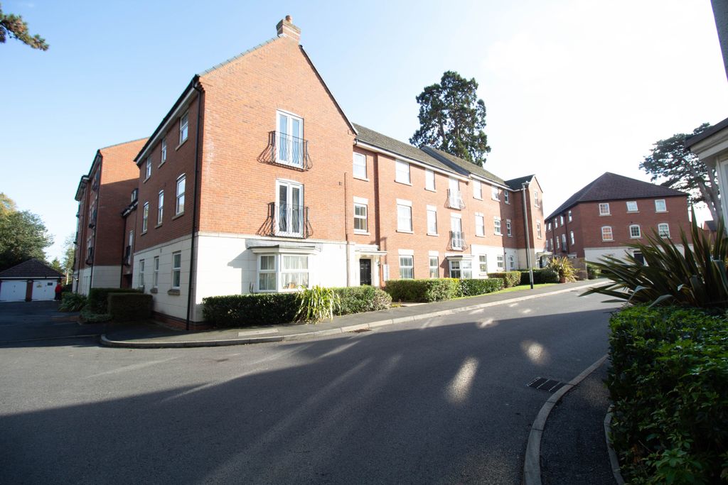 Property photo 1 of 11 Img_1106