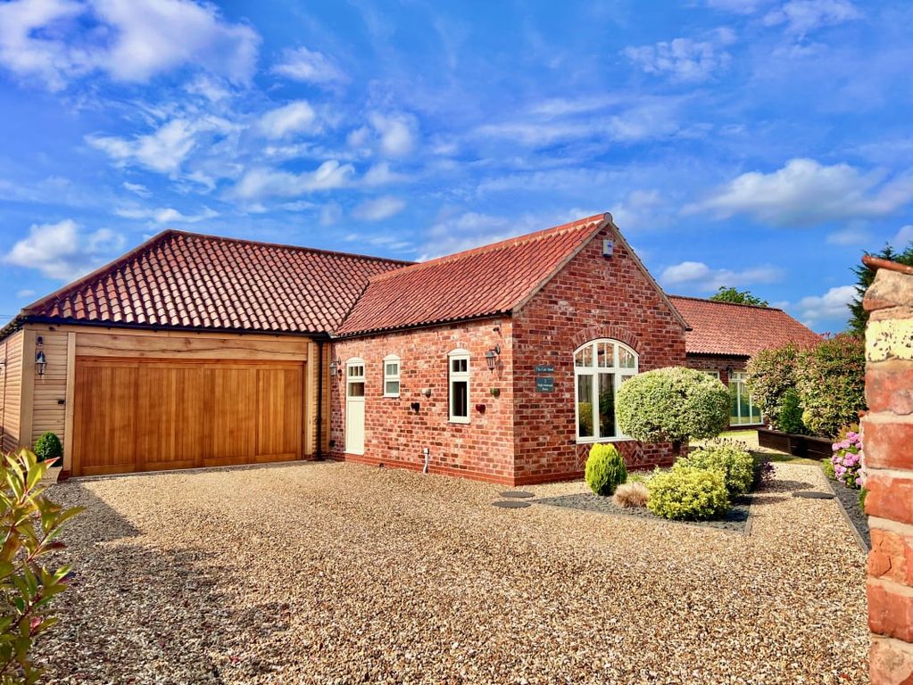 Property photo 1 of 46