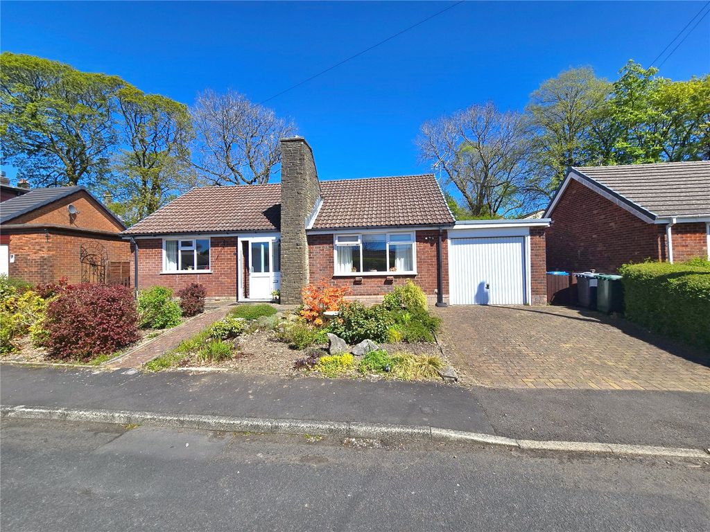 Property photo 1 of 23 Detached Bungalow