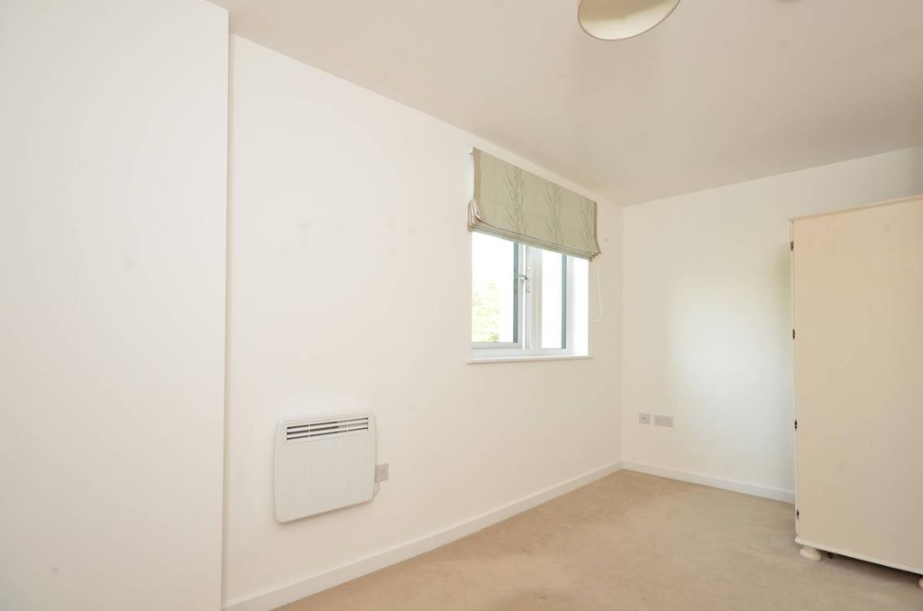 Property photo 3 of 4