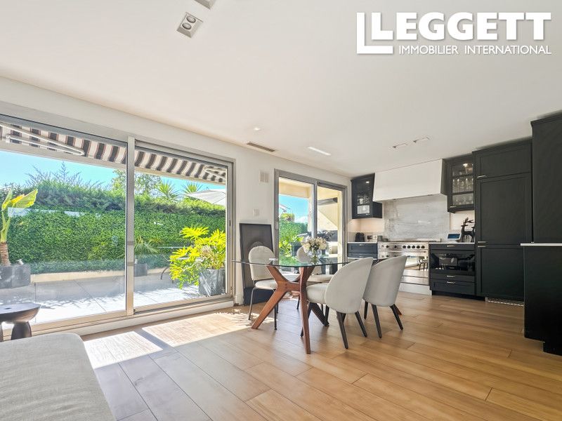 Property photo 2 of 9