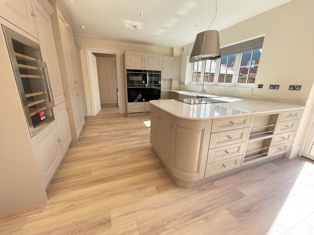 Additional image 8 of 5 bed detached house for saleLawrence Way, Knutsford WA16
