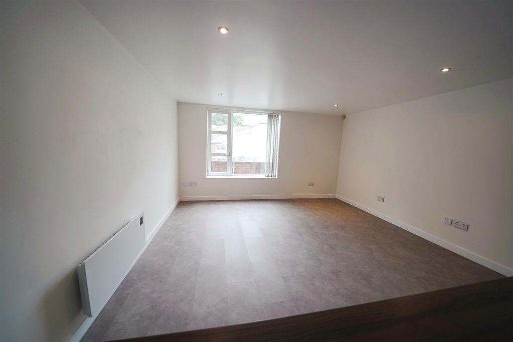 Property photo 2 of 11 Open Plan Living Dining Kitchen