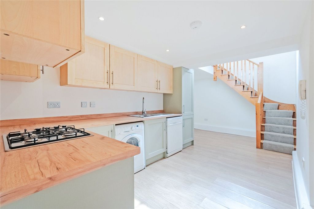 Property photo 3 of 25 Picture No. 34