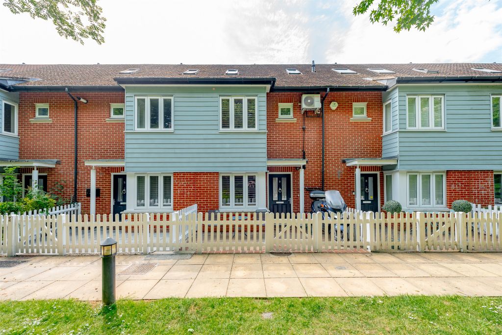 Property photo 2 of 17