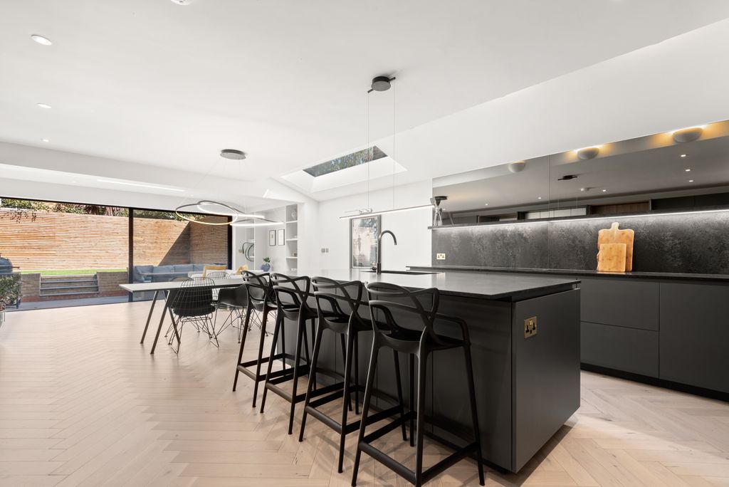 Property photo 1 of 19 Picture No. 19