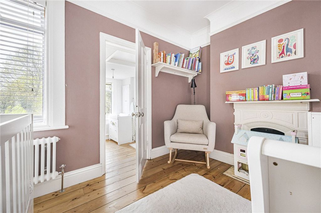 Property photo 3 of 20 Picture No. 16