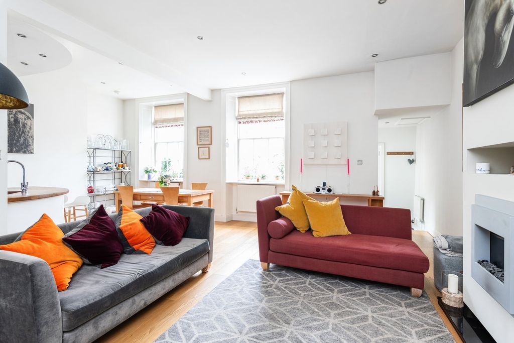 Additional image 4 of 2 bed flat for saleLansdown Crescent, Bath BA1