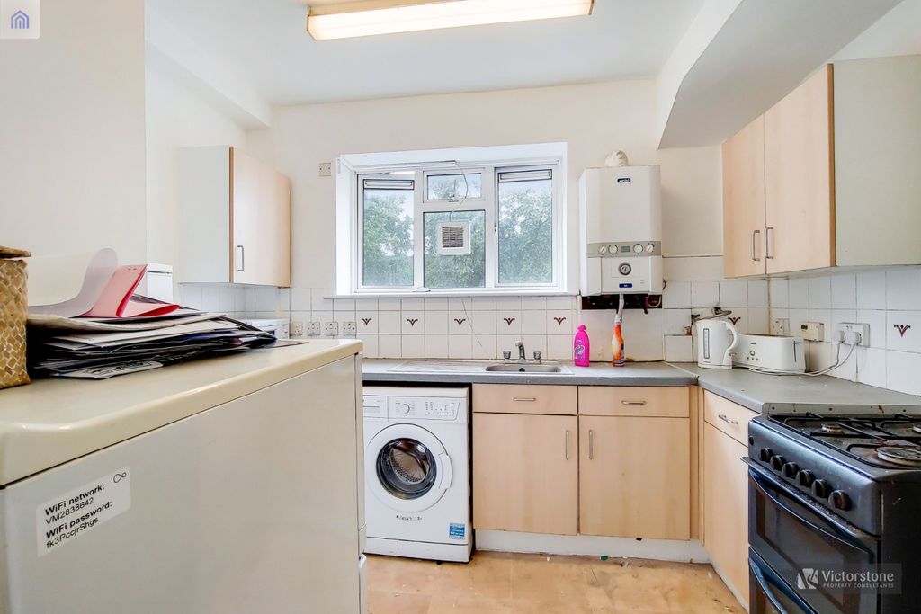 Property photo 3 of 13 1506584