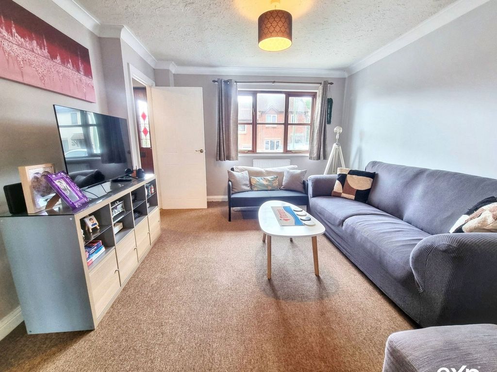 Property photo 3 of 19