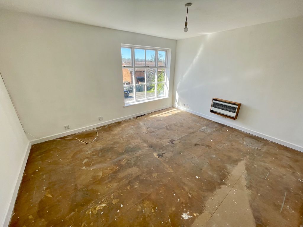 Property photo 2 of 6 4760962