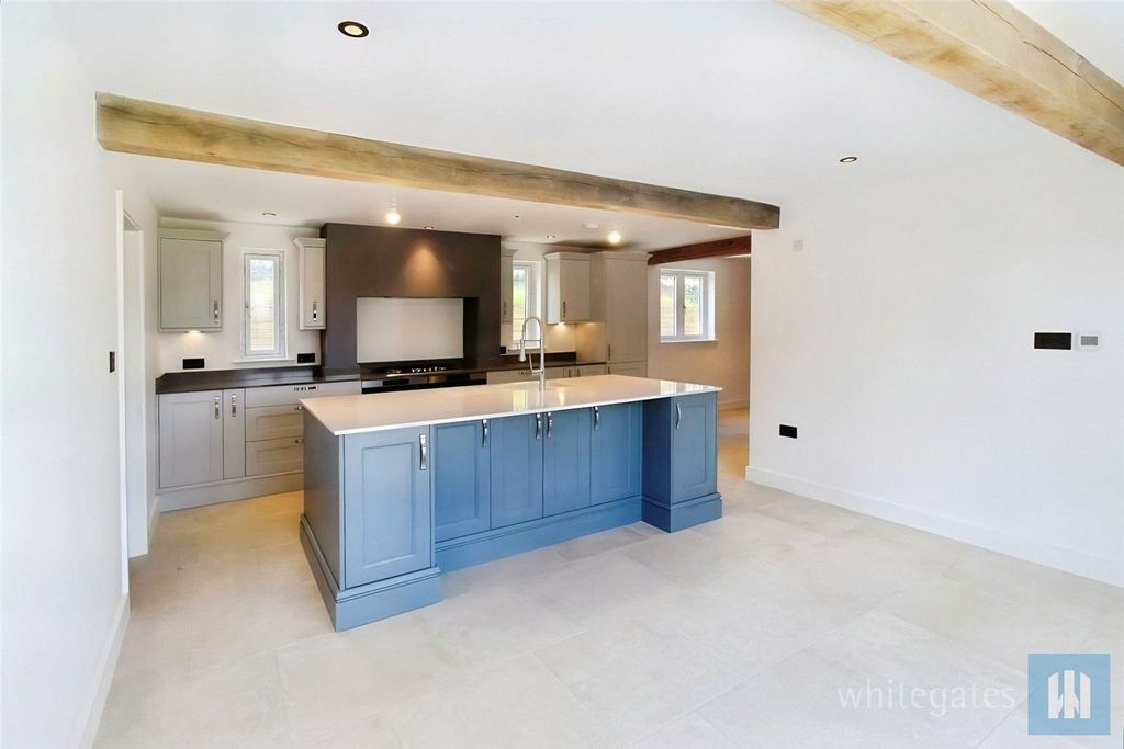 Property photo 3 of 47 Picture No. 80