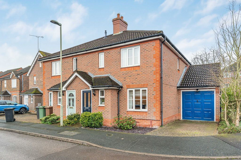 Property photo 1 of 18