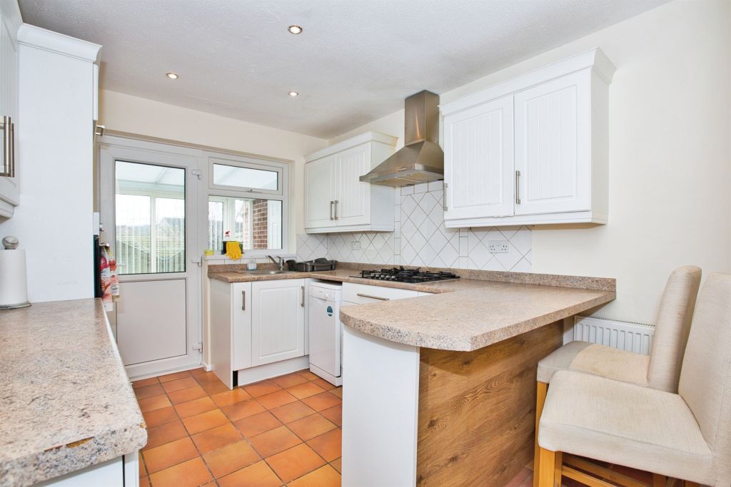 Property photo 2 of 17