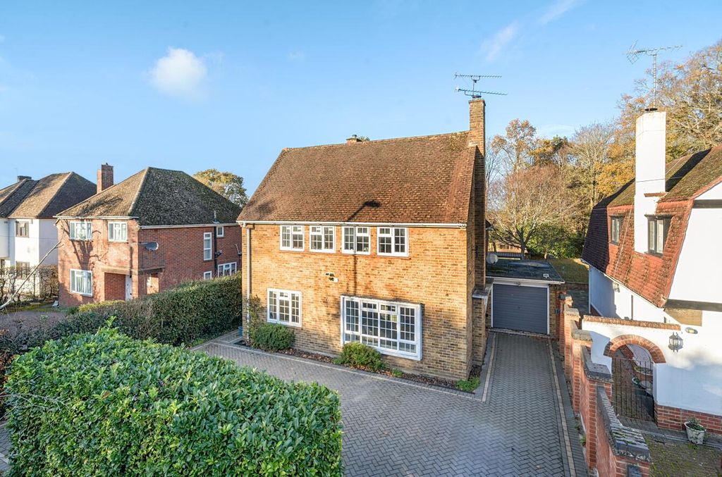 Property photo 1 of 25