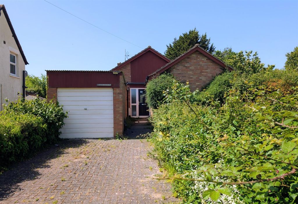 Property photo 1 of 21