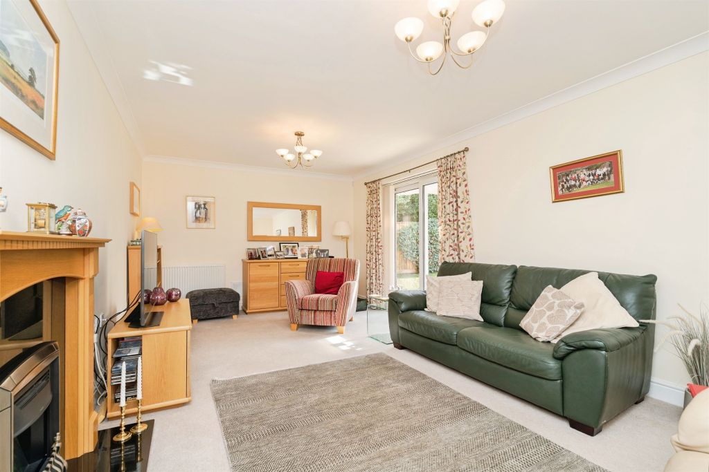 Property photo 3 of 17