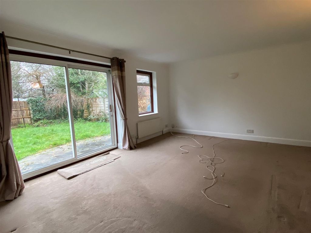 Property photo 3 of 13 Photo9.Jpg