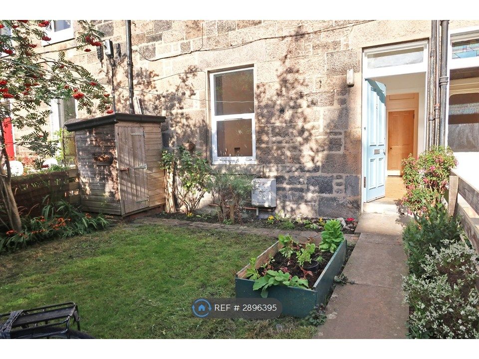 Property photo 1 of 14 Private Garden