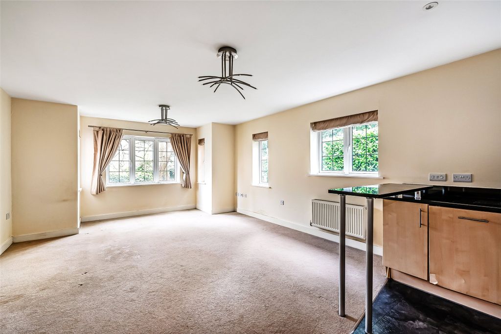 Property photo 3 of 8 Picture No. 09