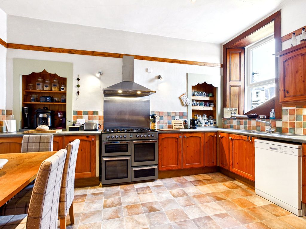 Property photo 3 of 38