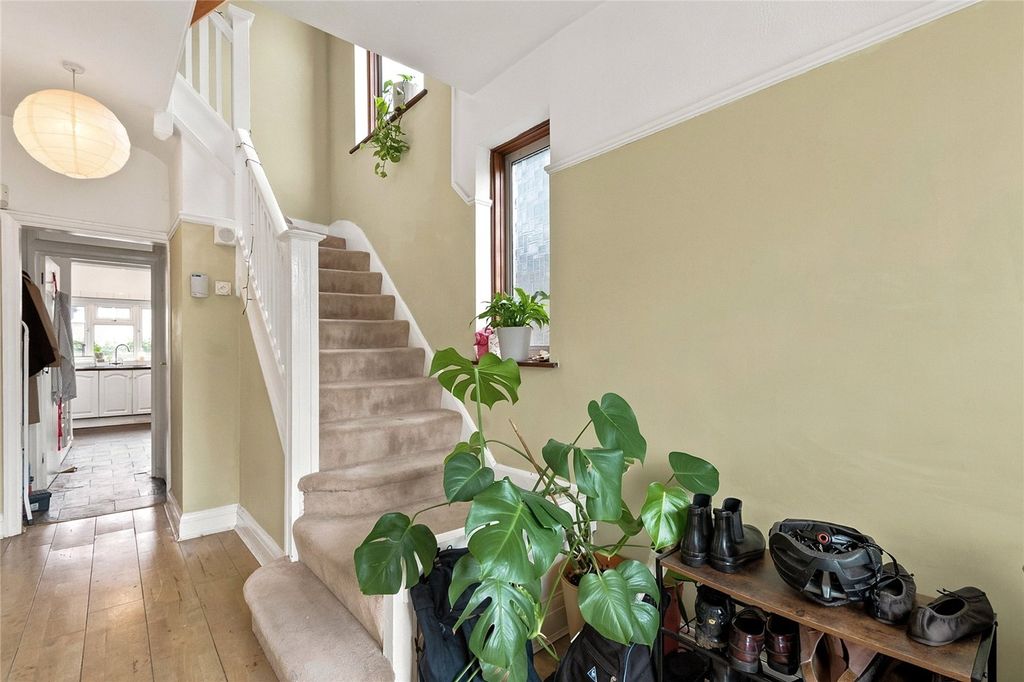 Property photo 1 of 16 Hallway