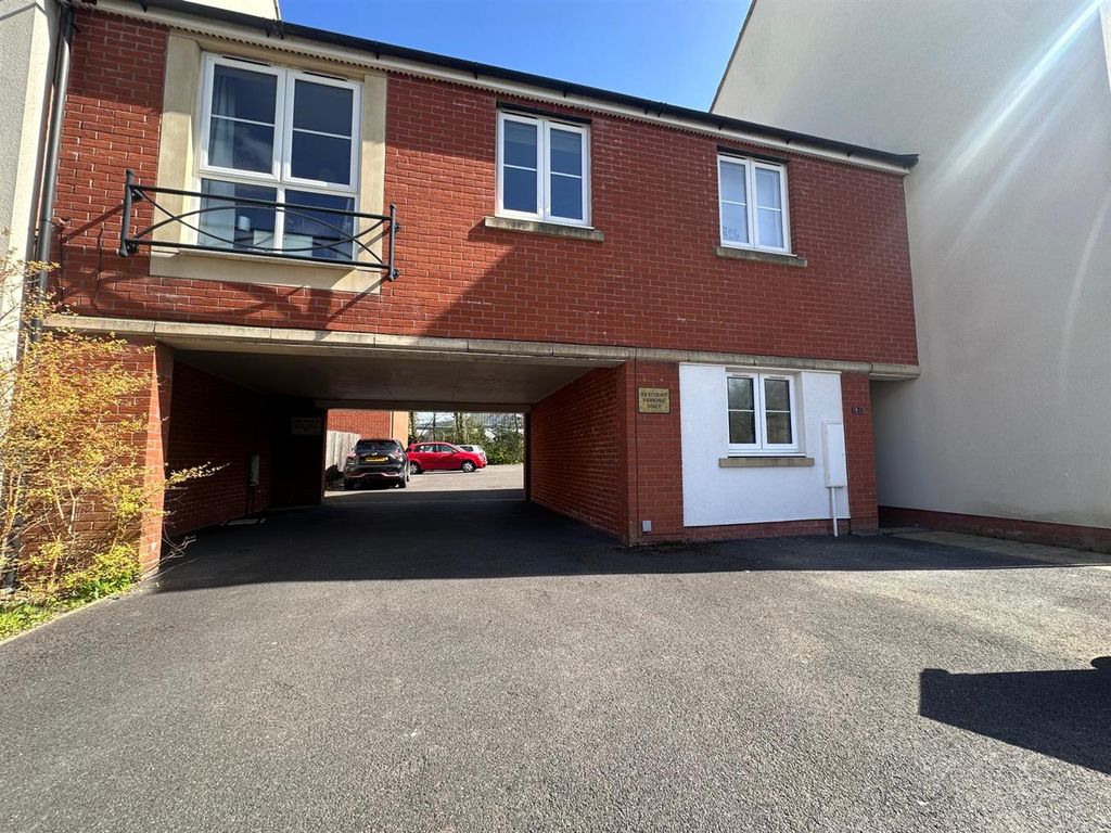 Property photo 1 of 15 1