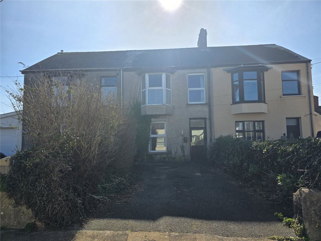 Property photo 2 of 27 Picture No. 31