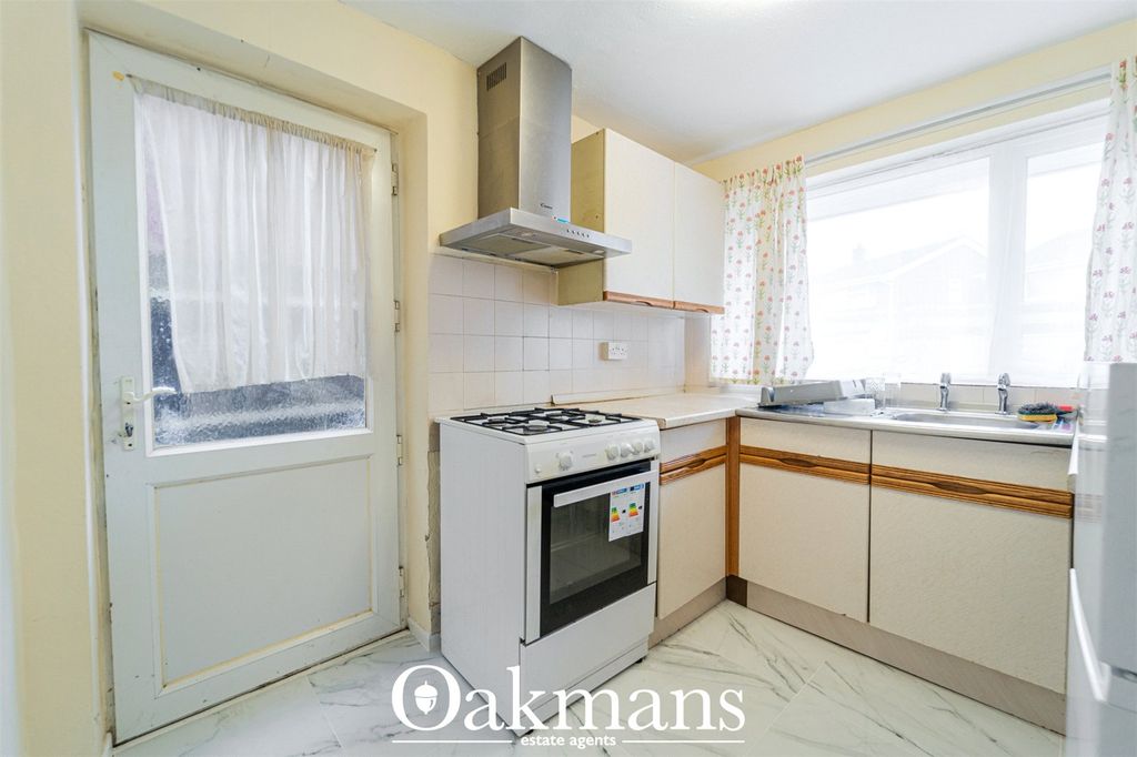 Property photo 3 of 27 Picture No. 01