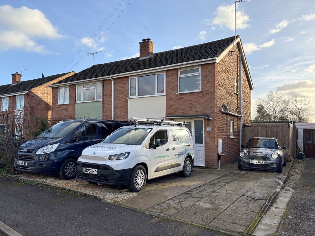 Property photo 1 of 26 3 Bedroom Semi Detached Housefor Sale