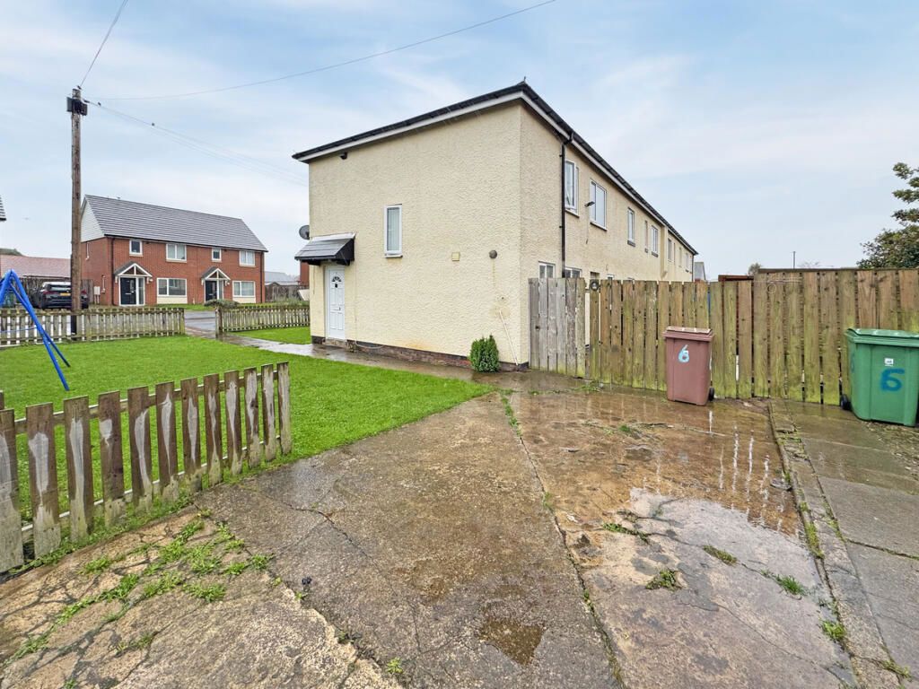 Property photo 2 of 19