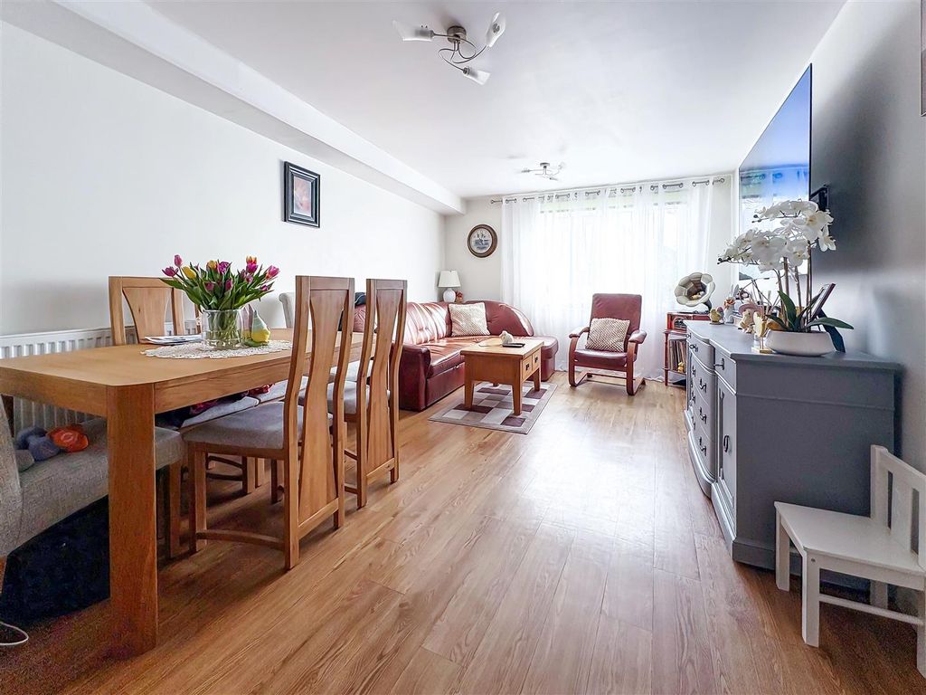 Property photo 2 of 11 Img_3704.Jpg