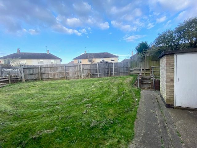 Property photo 2 of 7 Garden