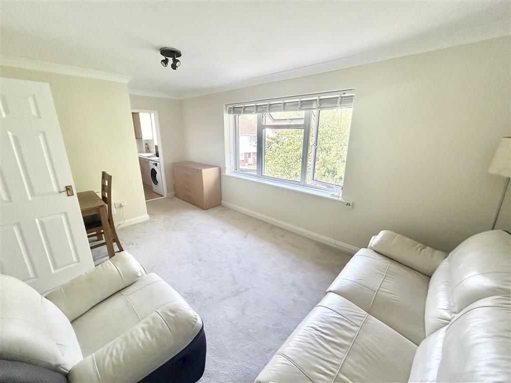 Property photo 2 of 15 Image