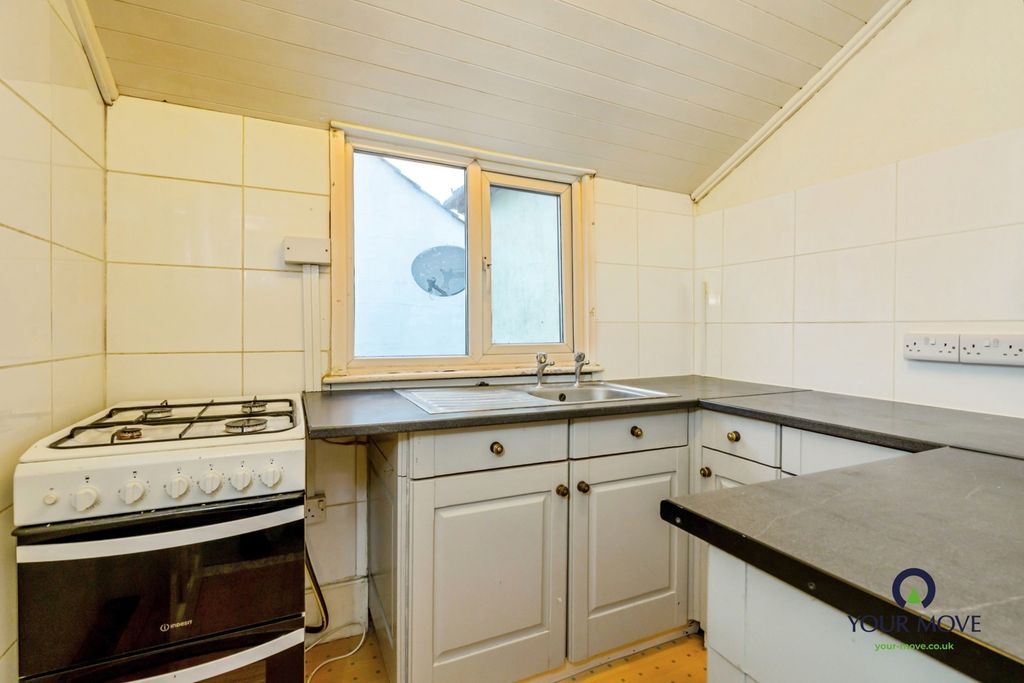 Property photo 2 of 9 Pbox-Img.Jpg