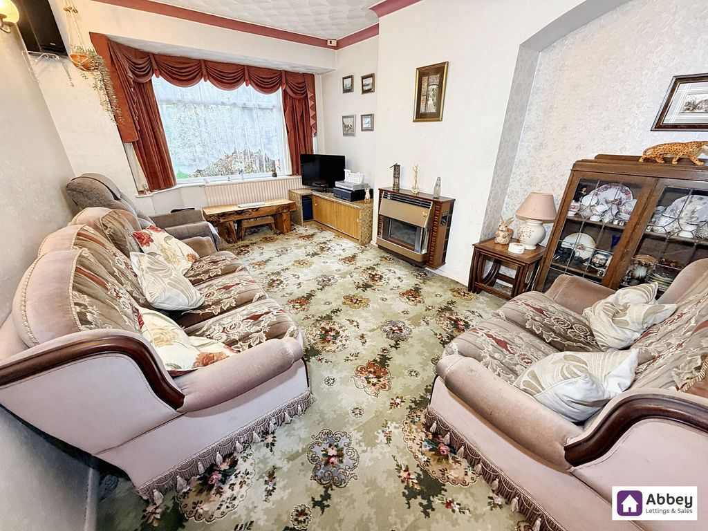 Property photo 2 of 16 Lounge/Diner