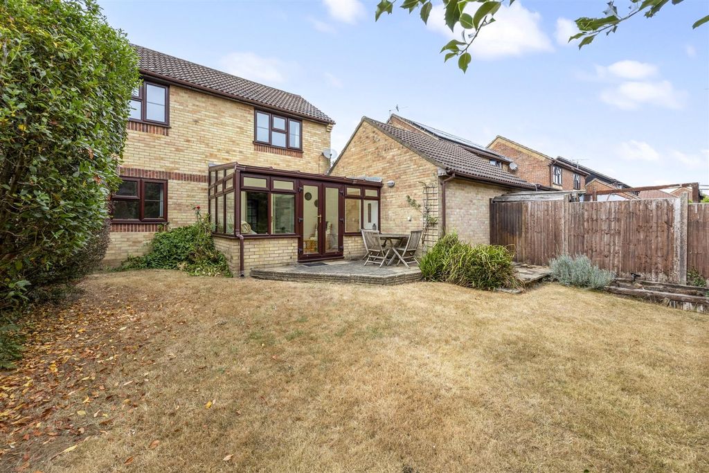 Property photo 2 of 24