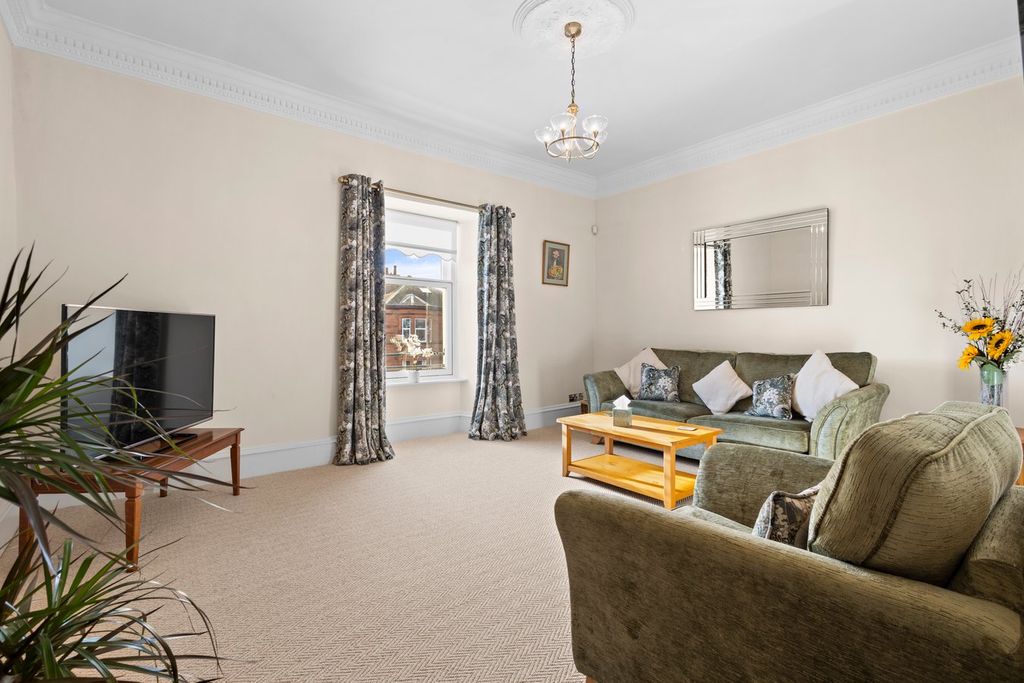 Property photo 3 of 26