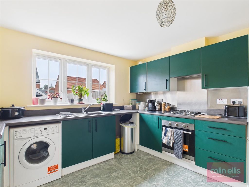 Property photo 3 of 17 Cam05075G0-Pr0273-Still001.Jpg