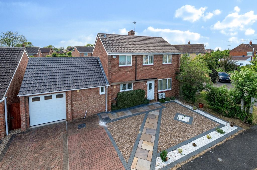 Property photo 1 of 23 1316830-2-68638B20Ad04A-Arw