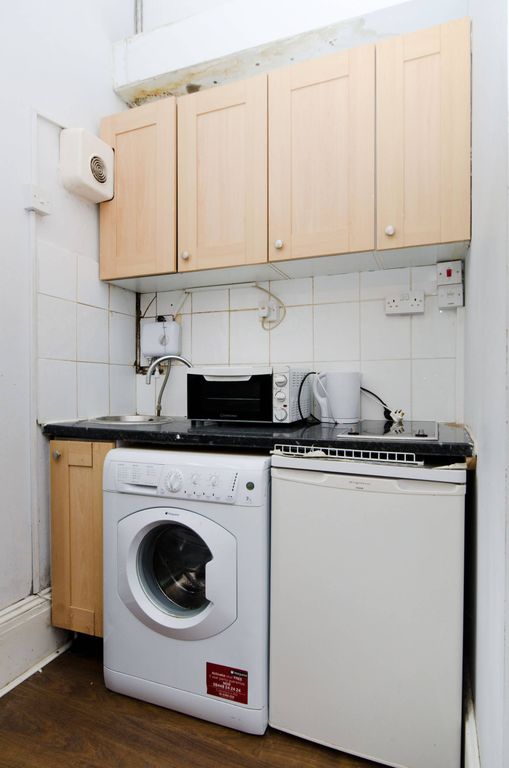 Property photo 2 of 3