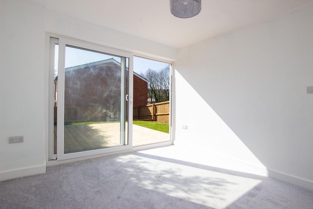 Property photo 3 of 25 Carr Road (8).Jpg