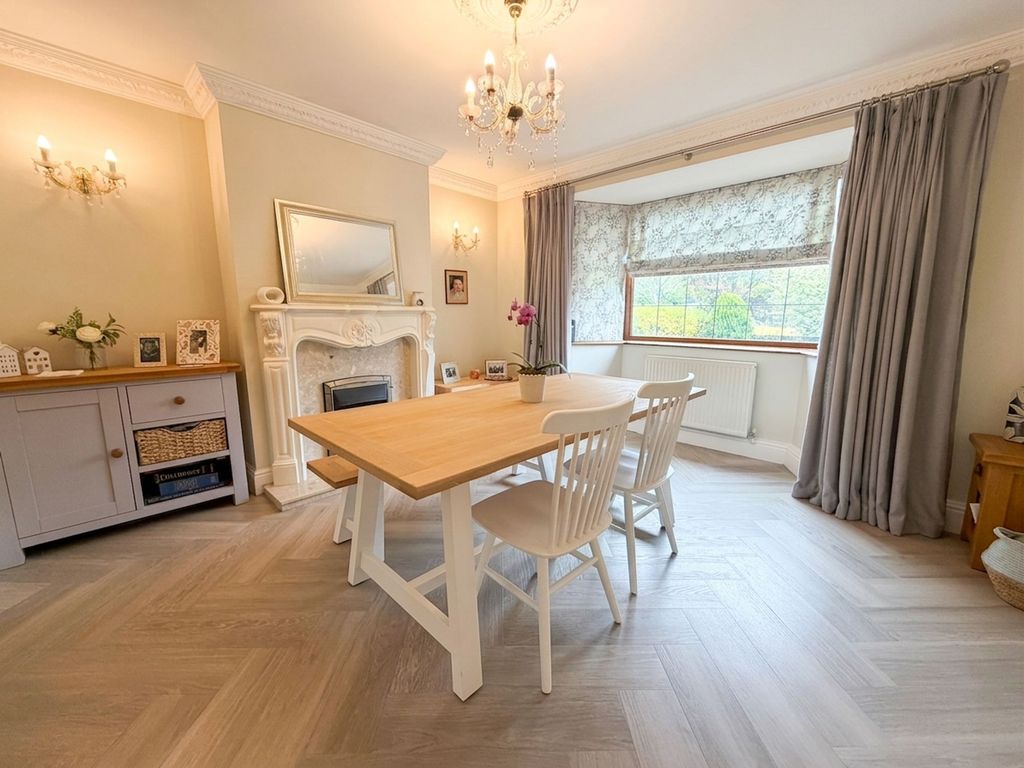 Property photo 2 of 13 Dining Room