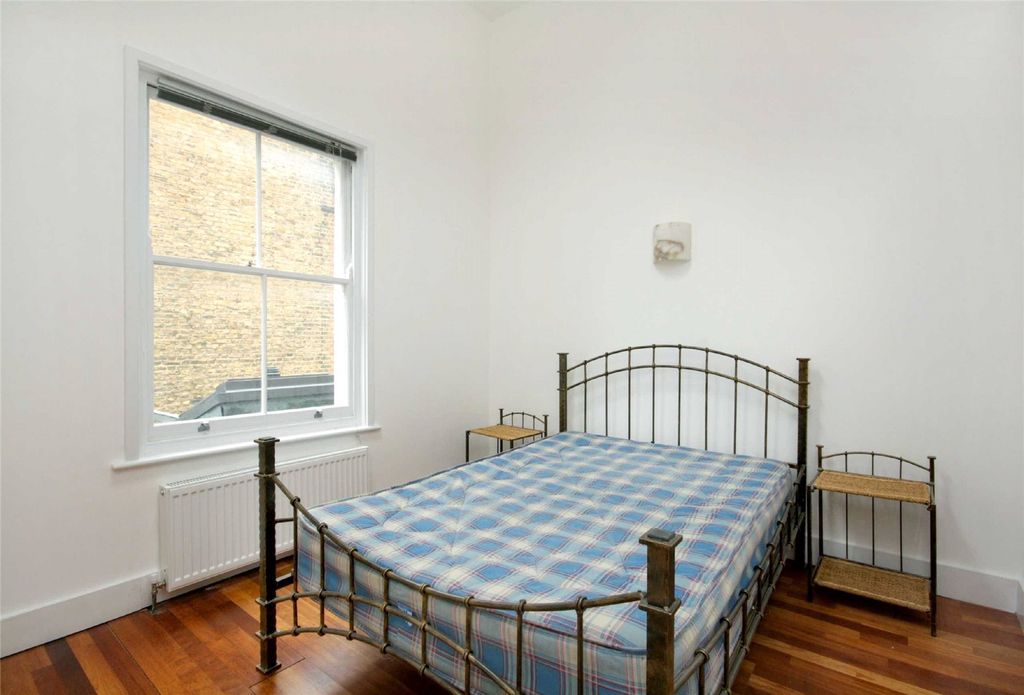 Property photo 3 of 6 Picture No. 06