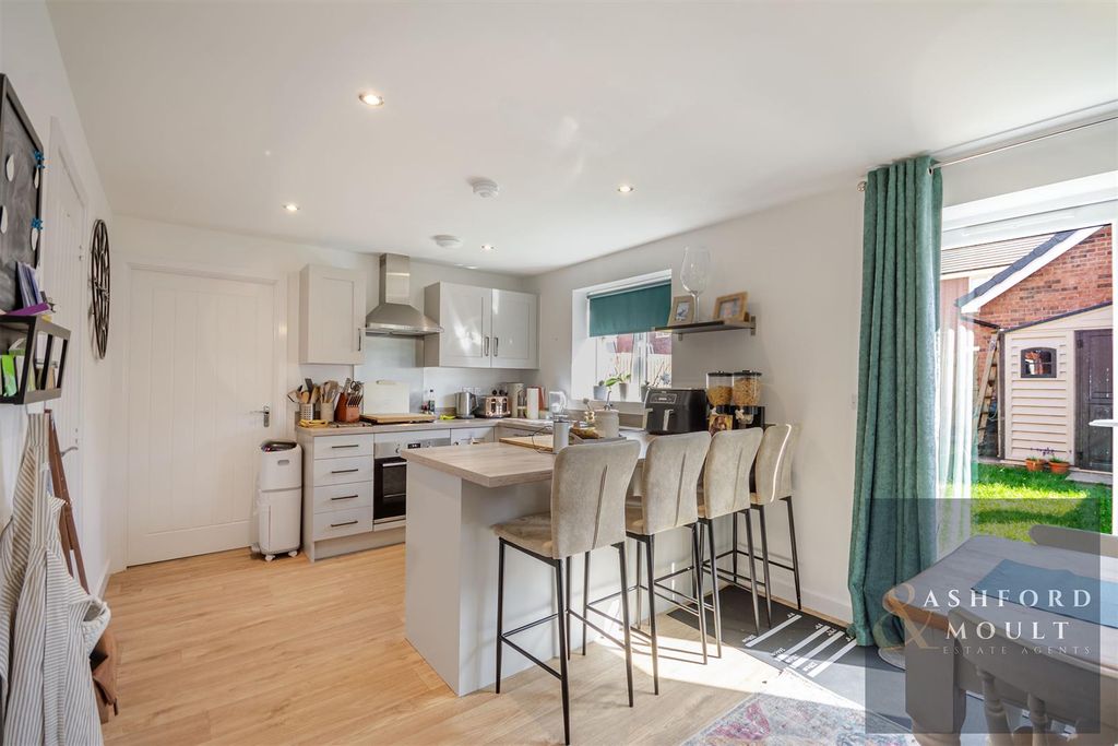 Property photo 2 of 29 Ashford-18.Jpg