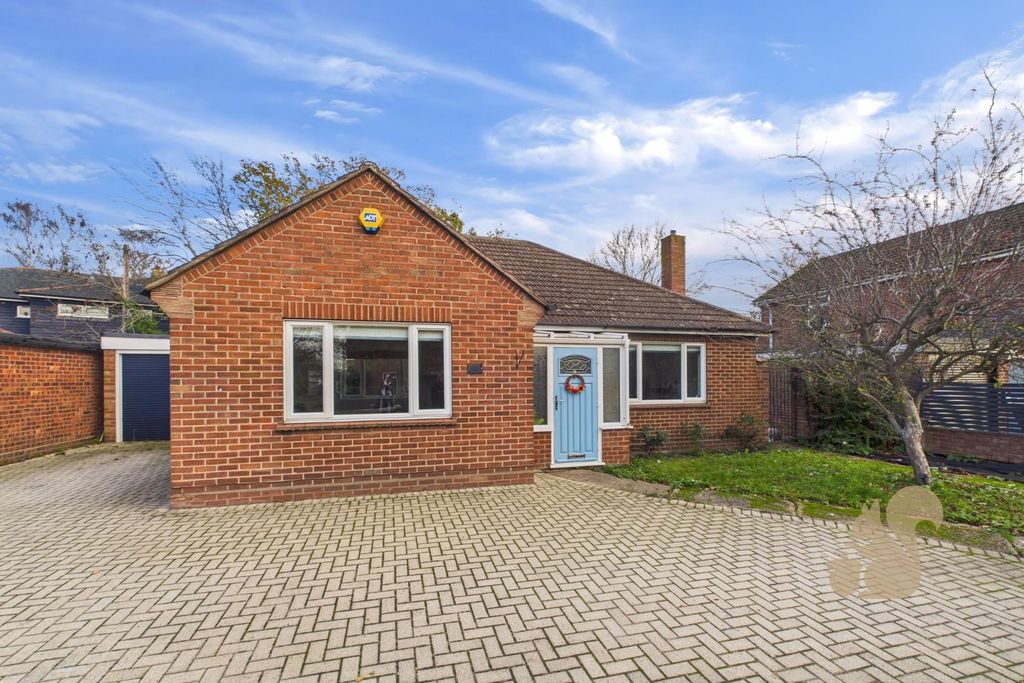 Property photo 1 of 23 Cam01659G0-Pr0651-Still002.Jpg